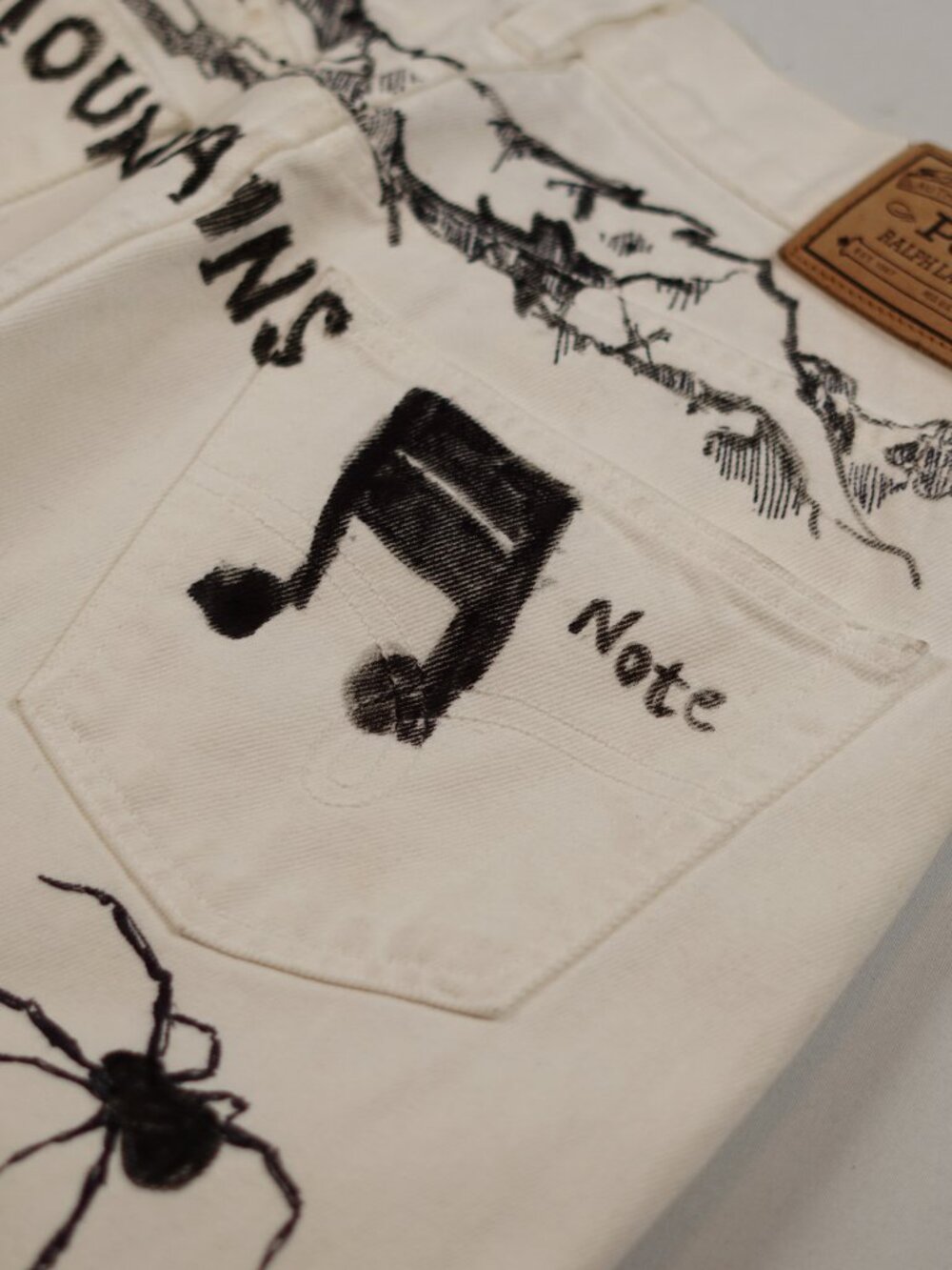 Polo Ralph Lauren White Graphic Doodle Straight Leg Jeans - Picture 8 of 9